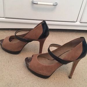 Jessica Simpson heels